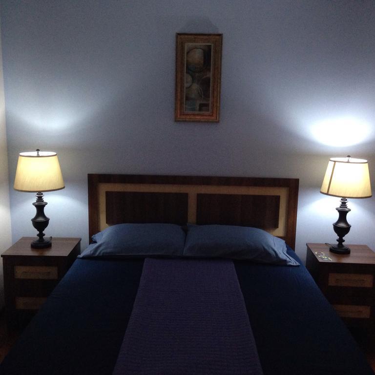 Villa California Haţeg Екстериор снимка